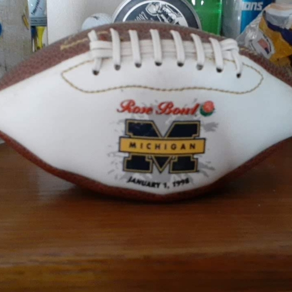 98 Michigan National champs 5in football - Picture 1 of 2